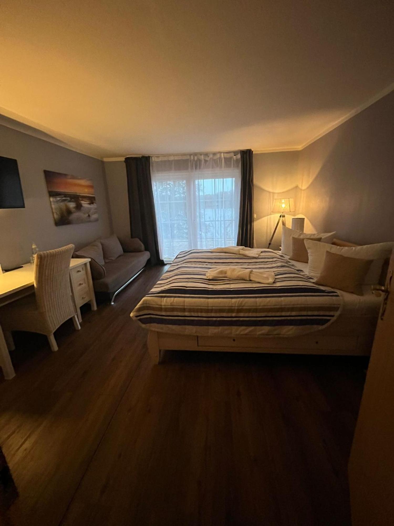 Strandhotel Vier Jahreszeiten Buckow Extérieur photo